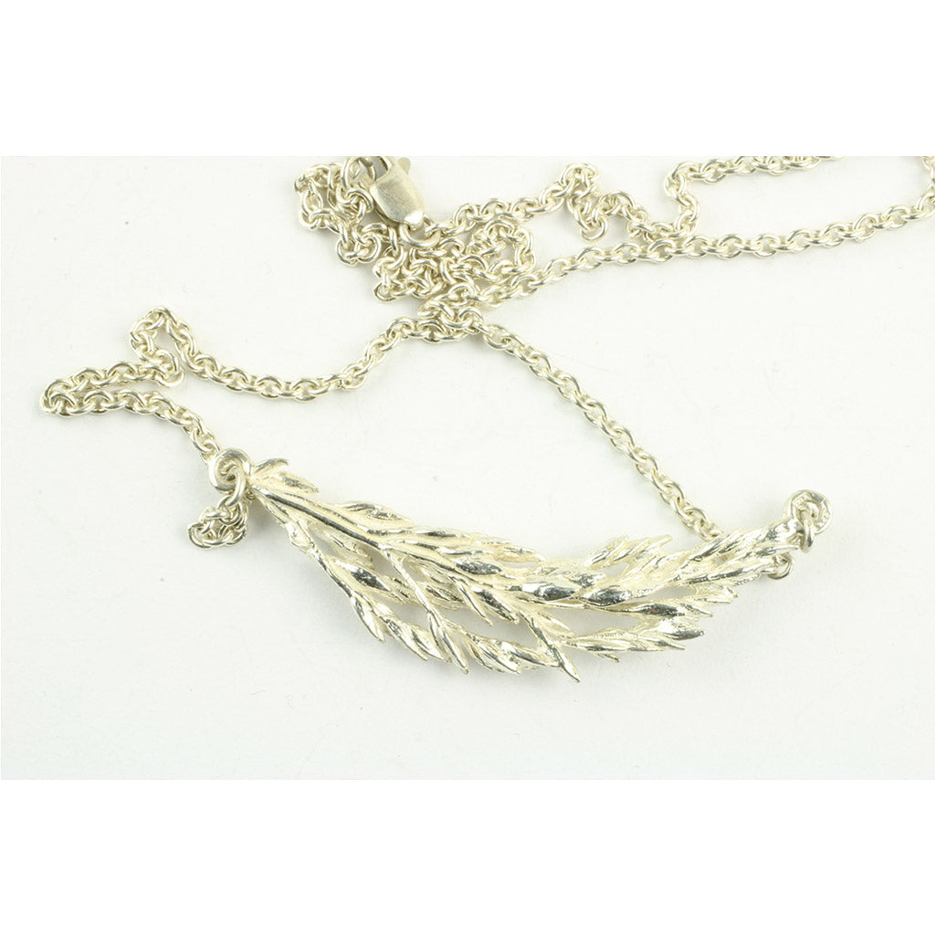 Halskæde af sterlingsølv med vedhæng