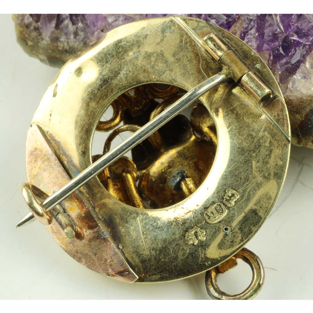Antik broche af guldblik