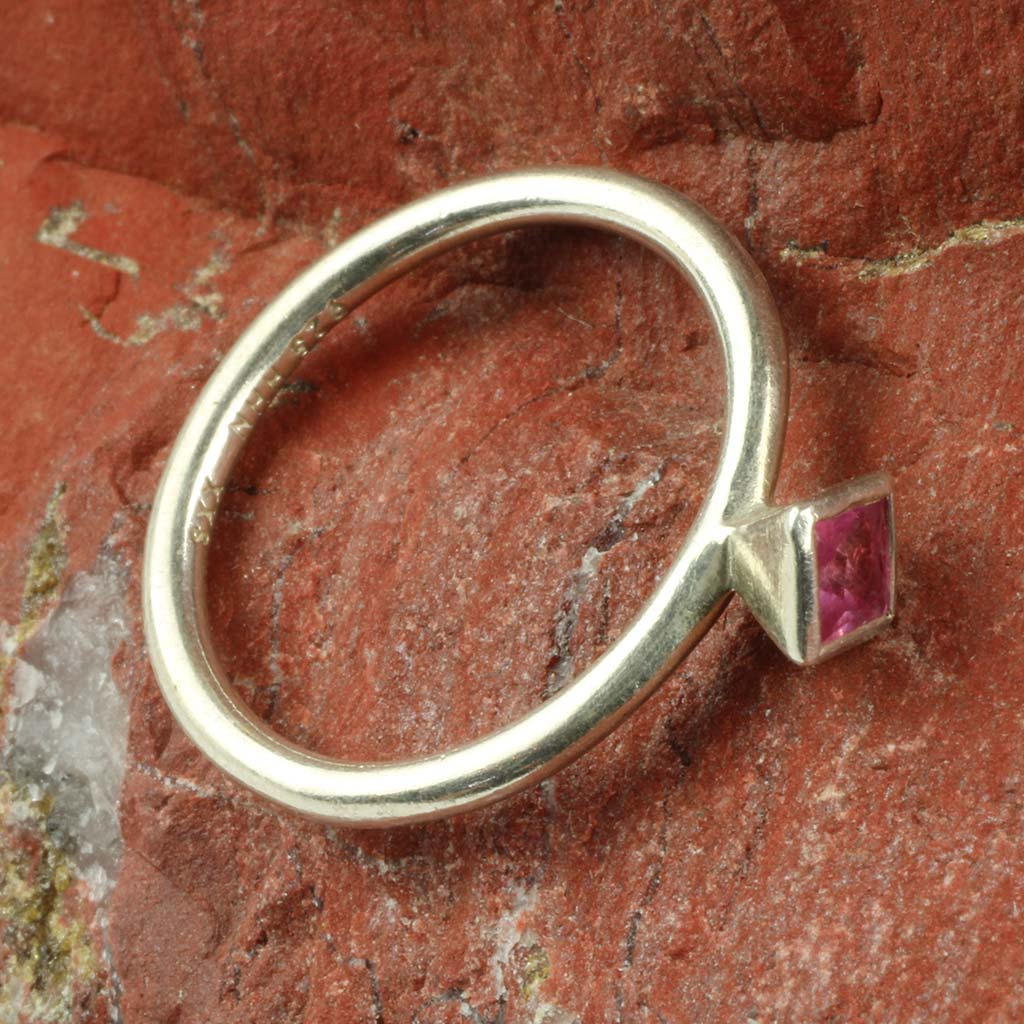 Hans Henrik Nygaard ring af sterlingsølv - str: 48