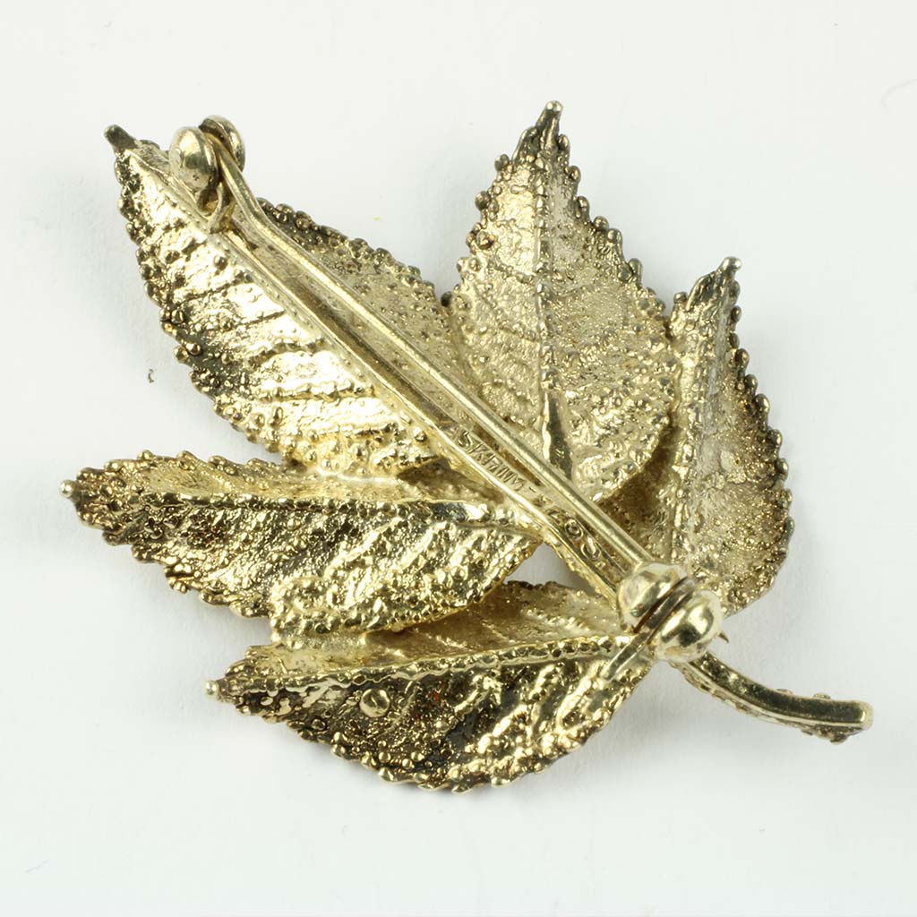 Leo Askhem broche af forgyldt rosenblad