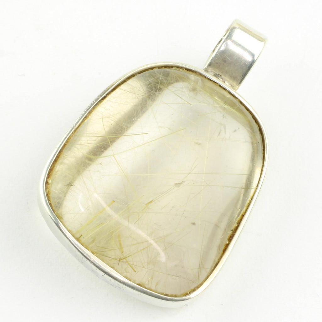 Vedhæng af sølv med indfattet rutilkvarts