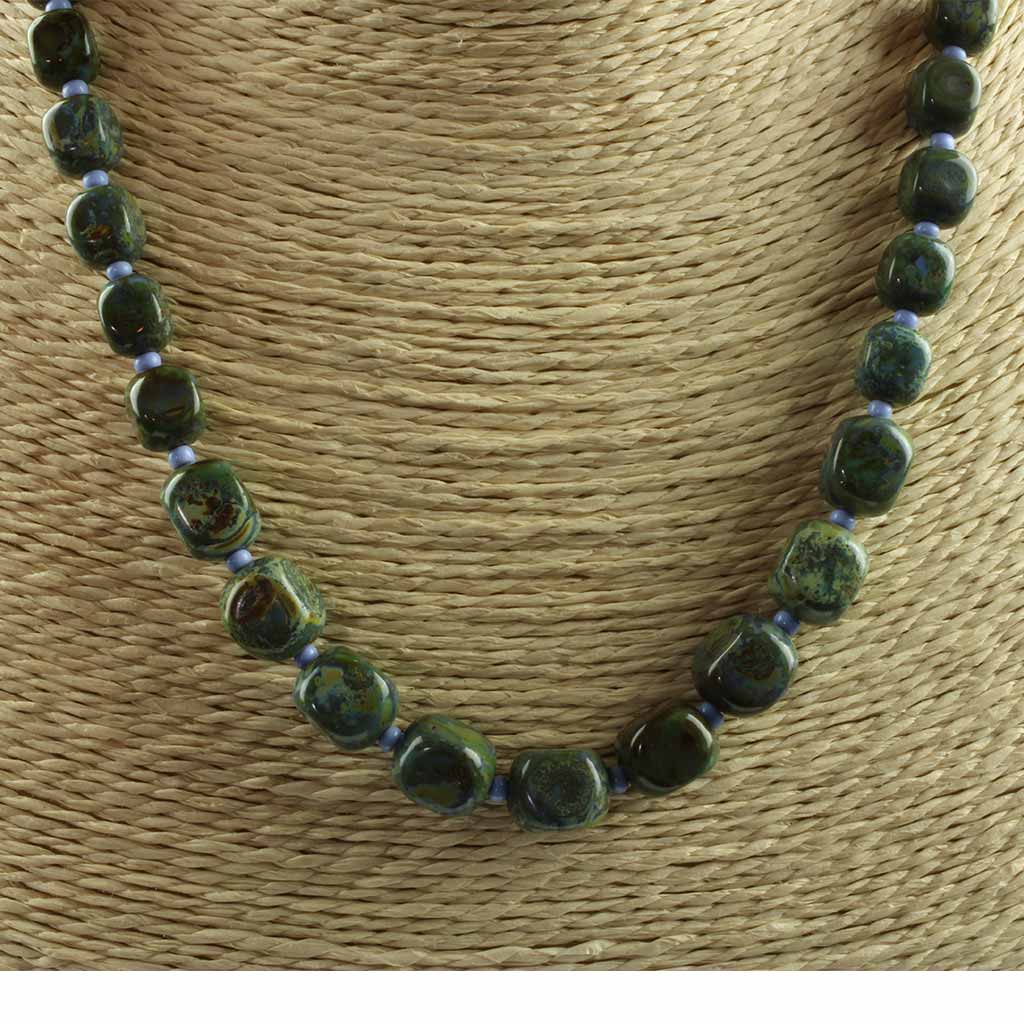 Keramisk perle halskæde