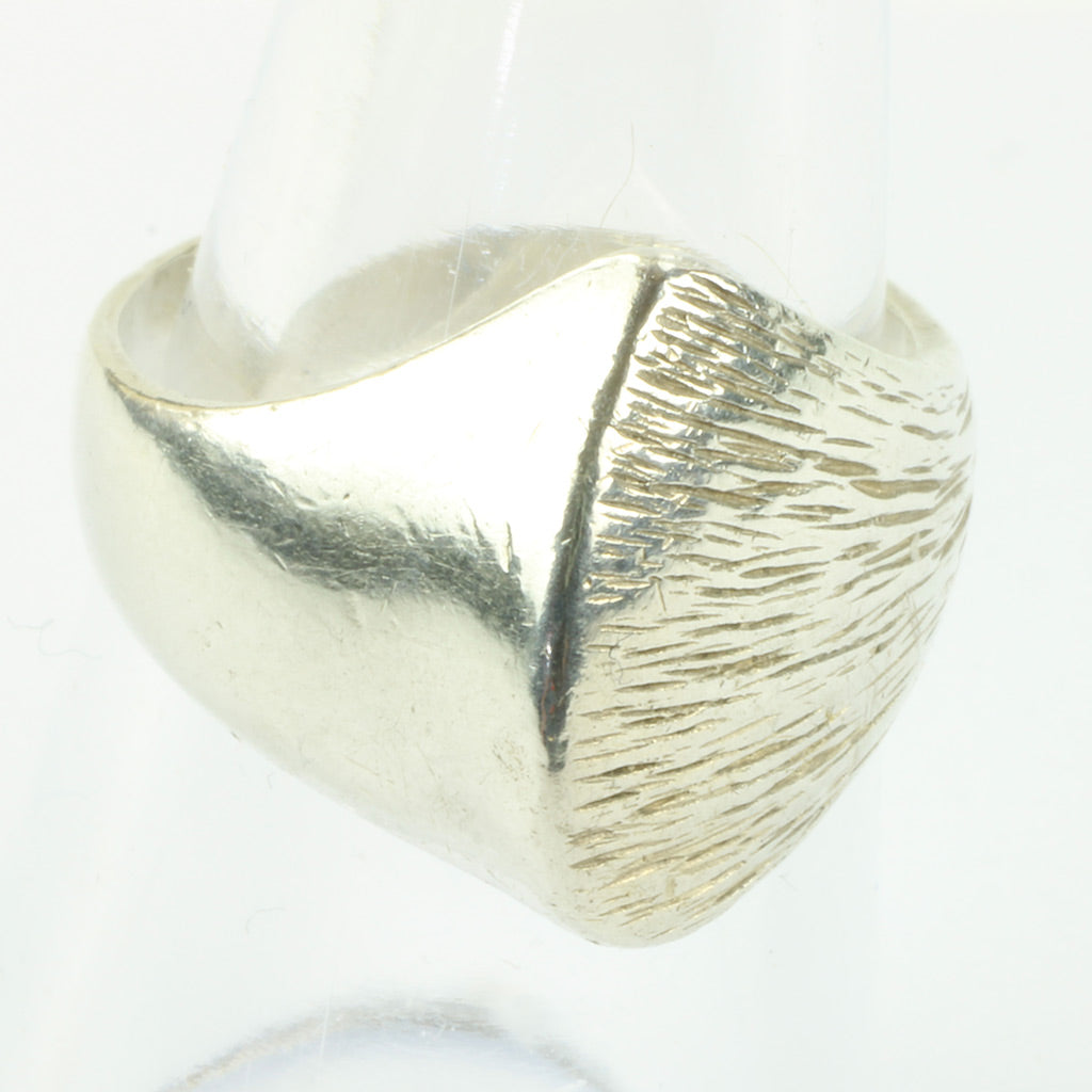 Ring af sterlingsølv stemplet 925 DENMARK