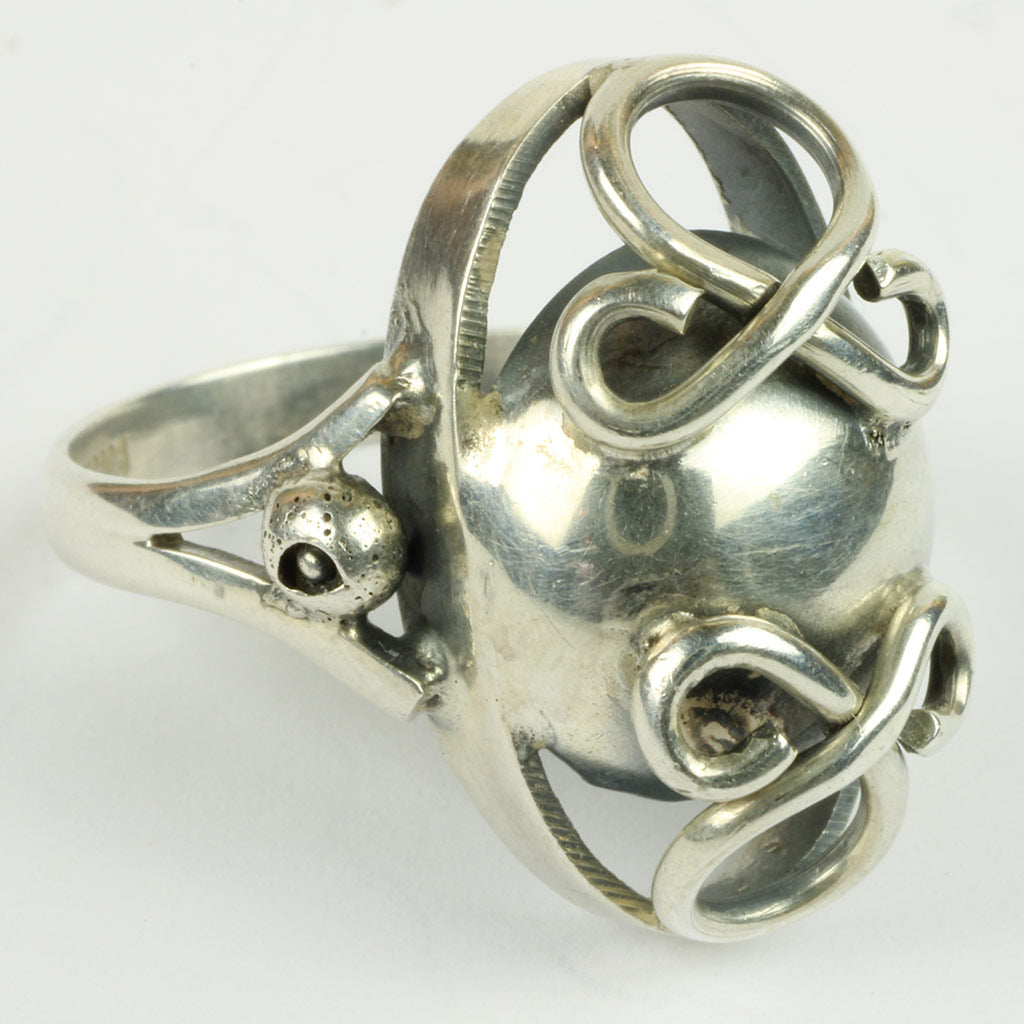 Art deco ring af sølv stemplet CKH samt 830