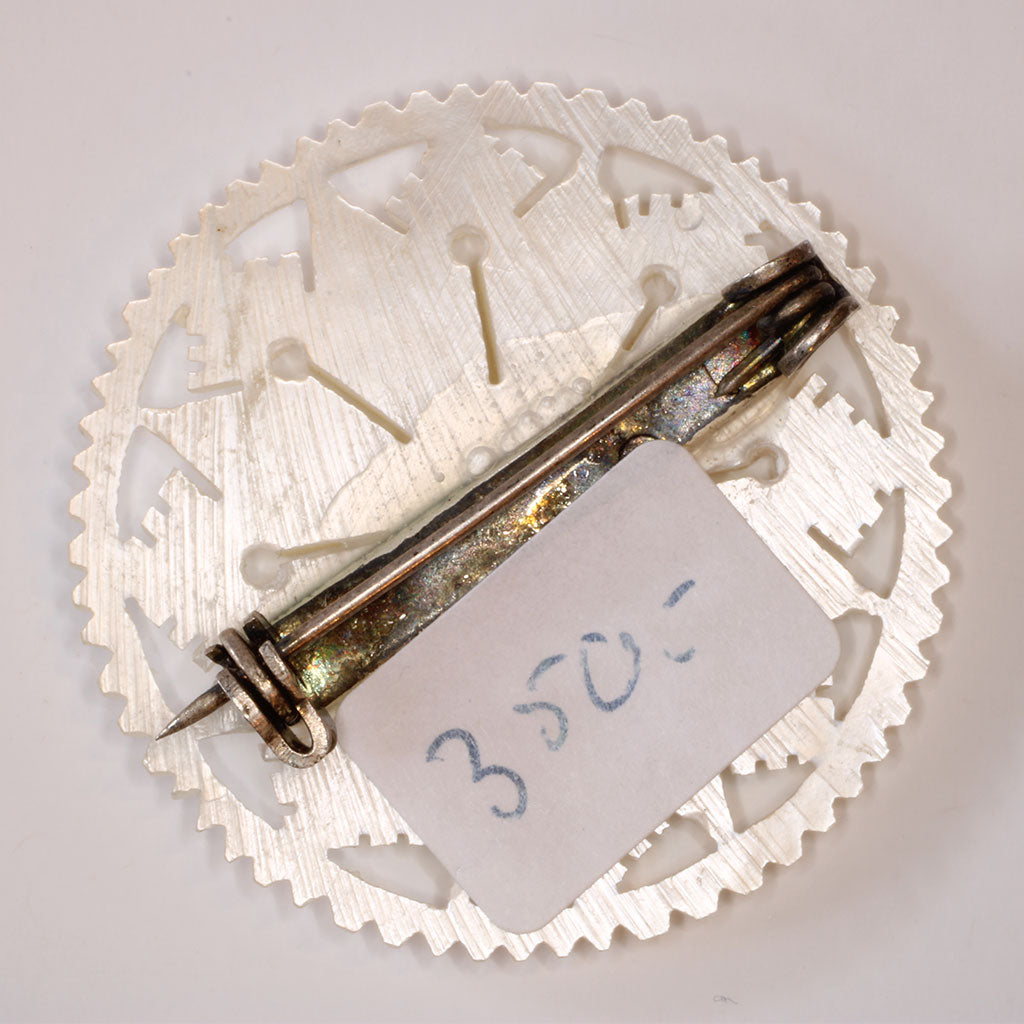 Broche af perlemor