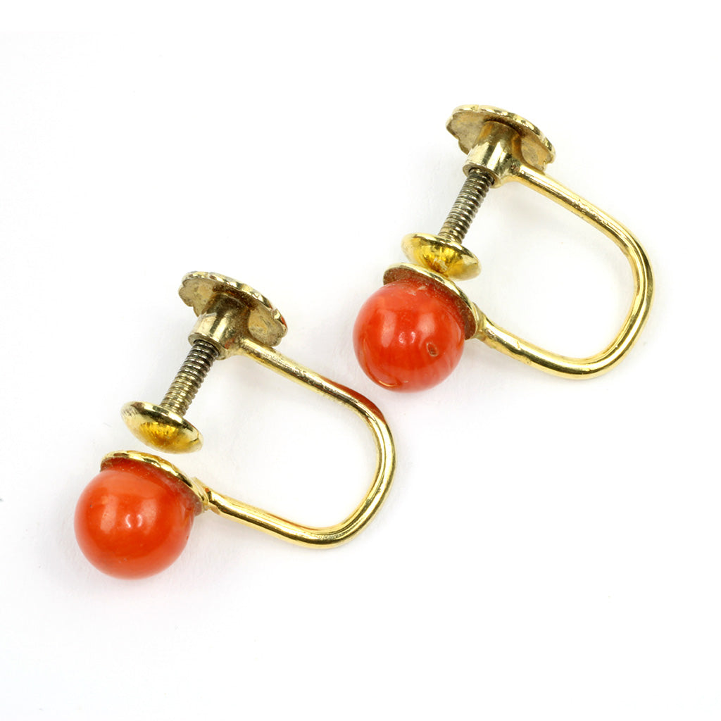 Et par øreskruer fremstillet i 14 kt. guld antagelig Italien