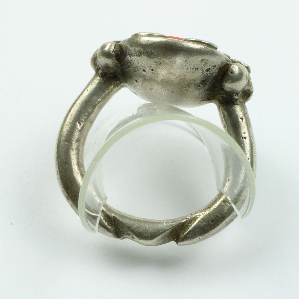 Arabisk ring med koral - str: 55/56