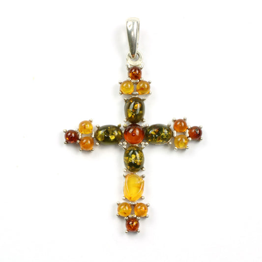 Kors af sølv stemplet 925 med indfattede rav i forskellige