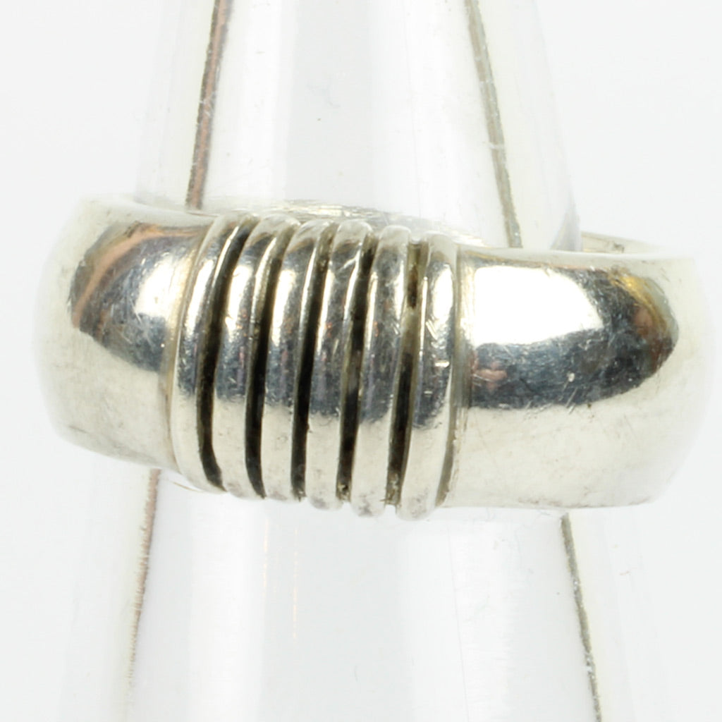 Kraftig ring af sølv stemplet 925